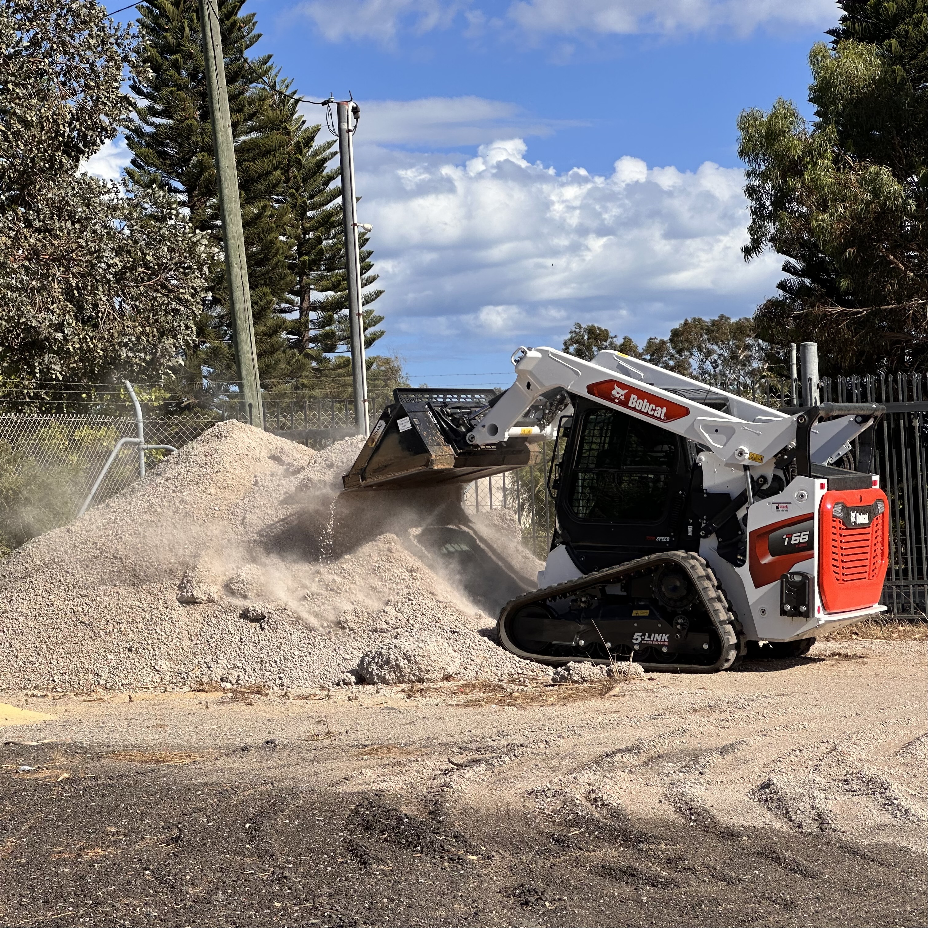 Huntons Earthworks Perth Facebook ad