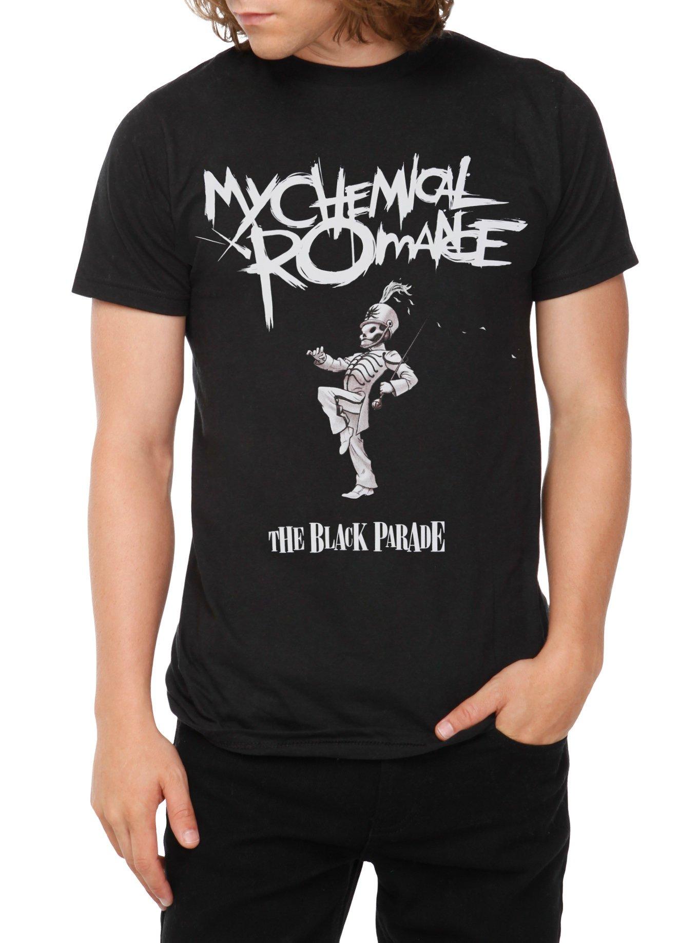 Hot Topic Facebook ad