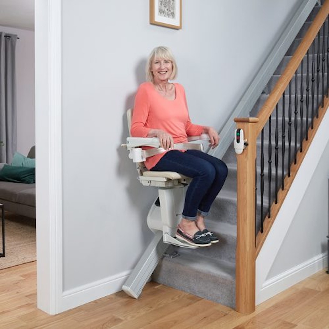 Love Stairlifts Facebook ad: FREE Stairlift Quote