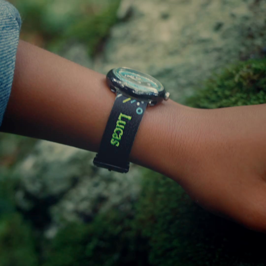 Flik Flak Facebook ad: Personalised Kids' Watches!