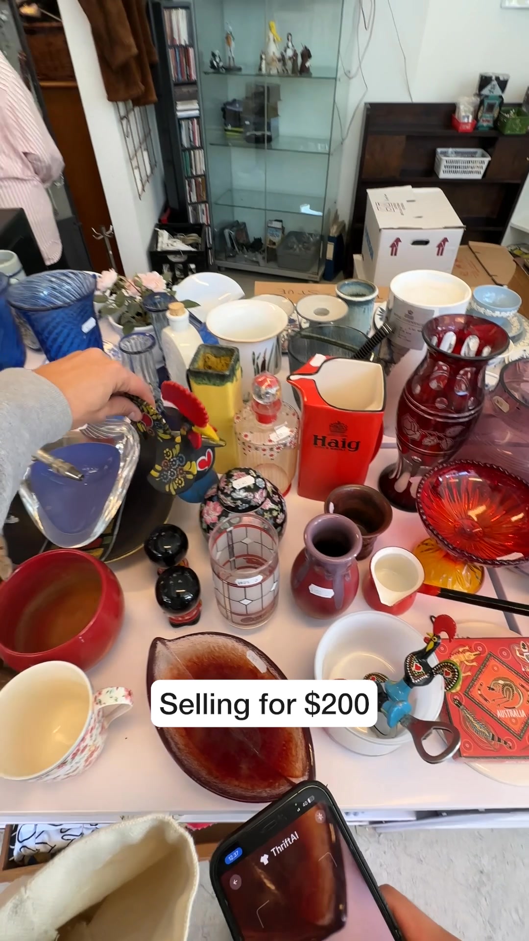 Make Money Thrifting Facebook ad: Find profitable items in seconds