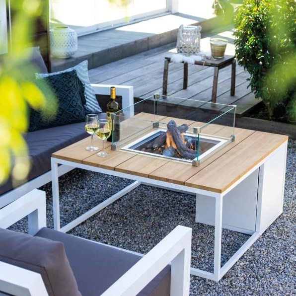 Favells Home & Lifestyle Facebook ad: Welcome to Favells Home and Lifestyle!