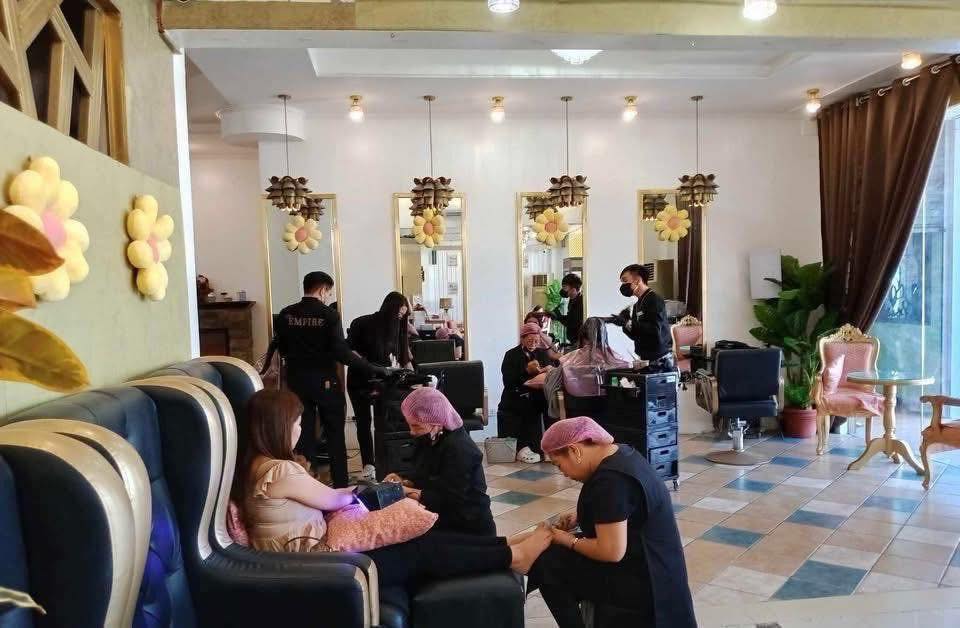 Empire Salon and Beauty Lounge Facebook ad: Promo Alert!