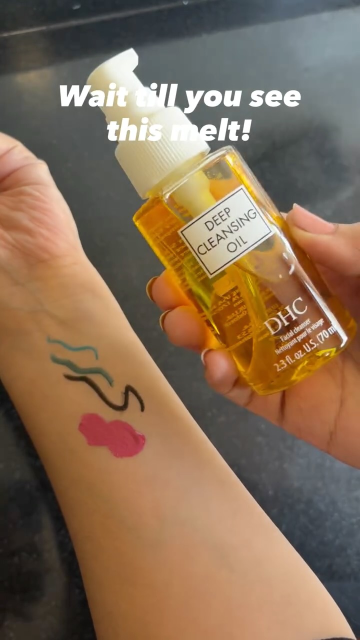 DHC India Facebook ad: Watch the makeup disappear in real time