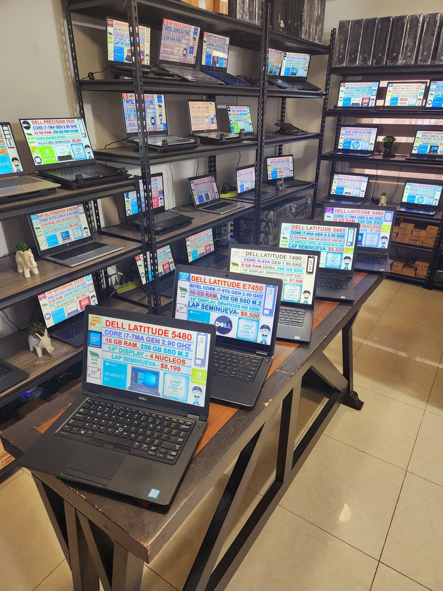 Venta de Laptops Nuevas y Seminuevas Facebook ad from Mar 25, 2026