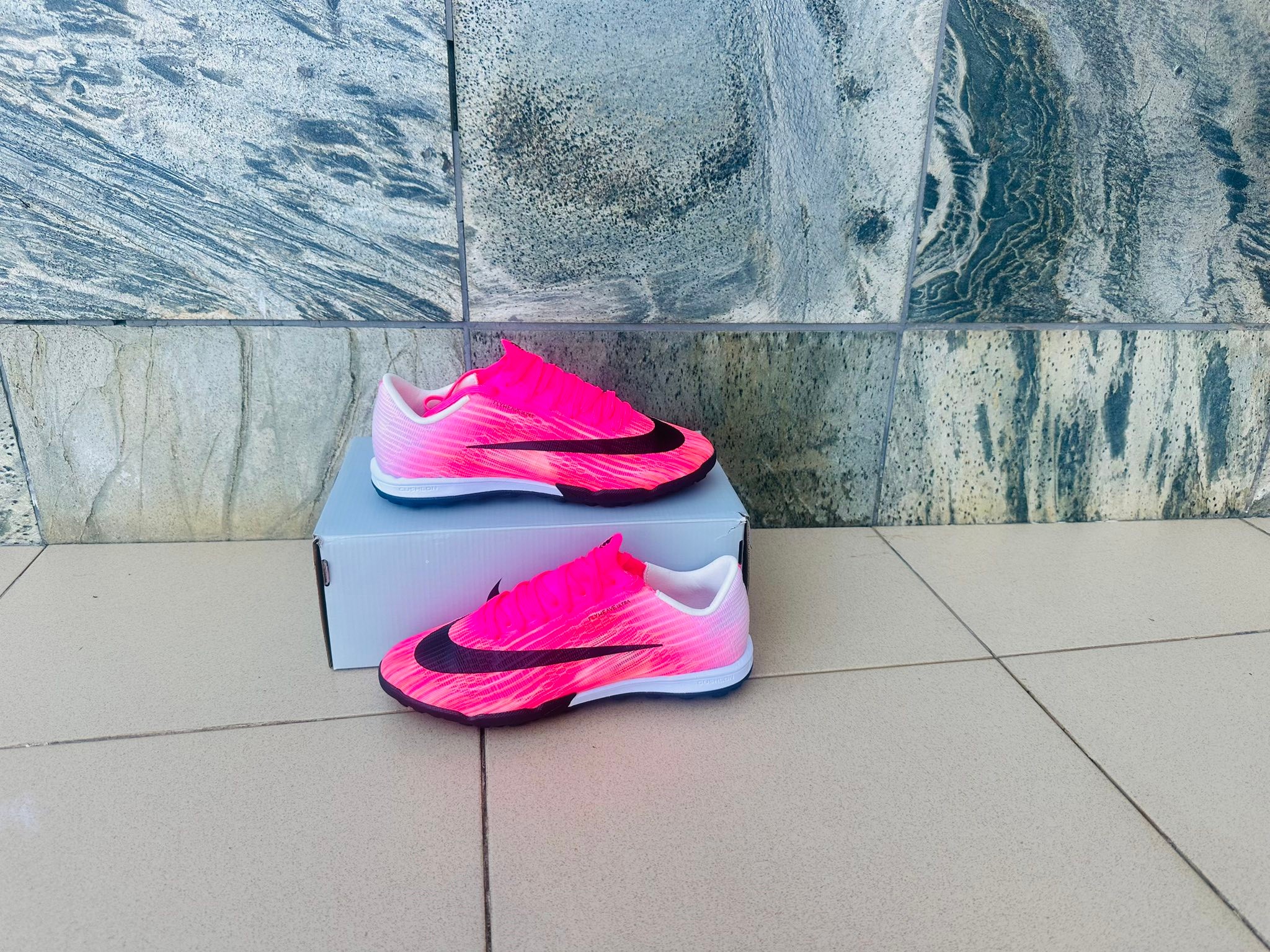 Tiki-Taka Sports Apparel Francistown Facebook ad: Readly available @950+free grip socks + cut socks