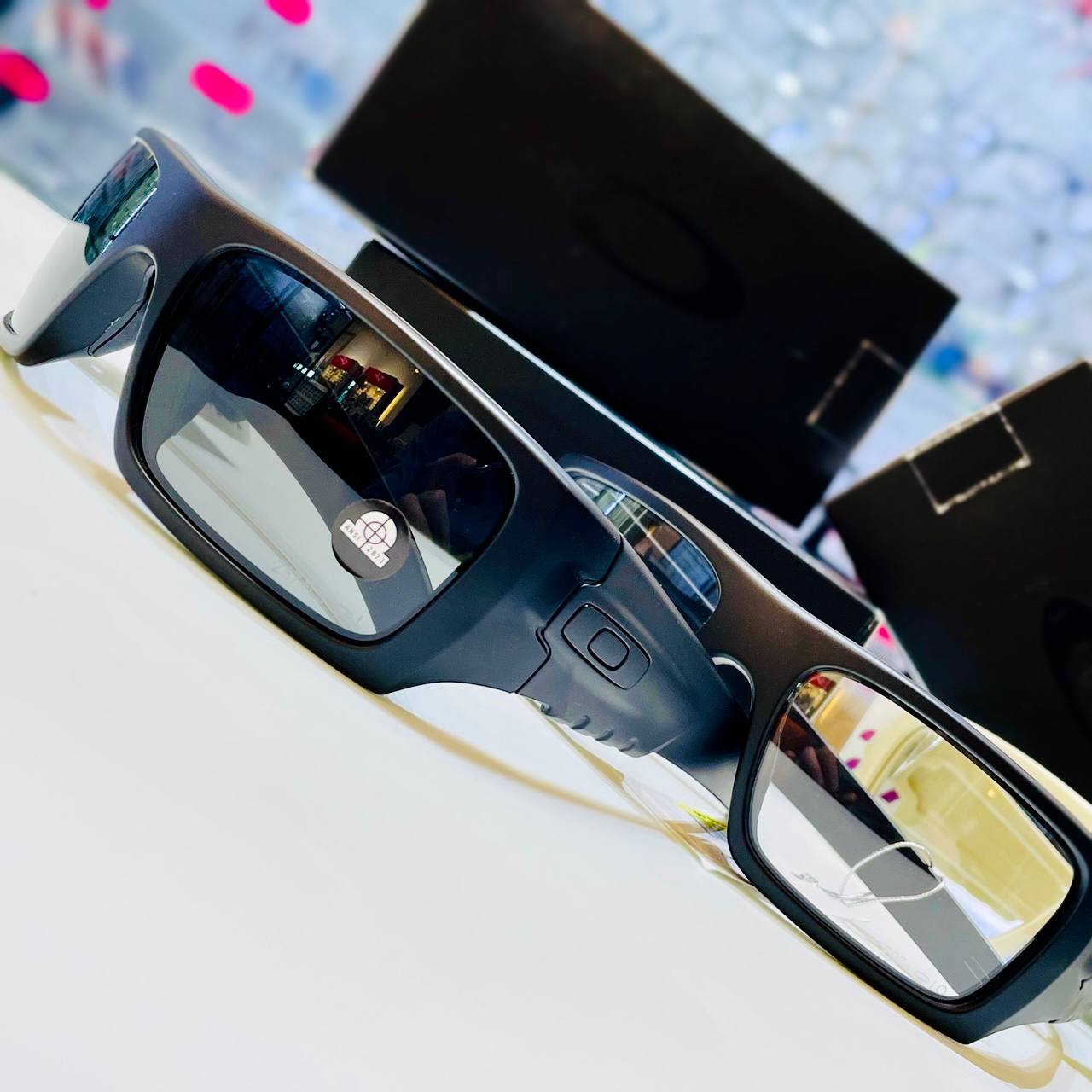 2A Optical Facebook ad: Chat on Messenger