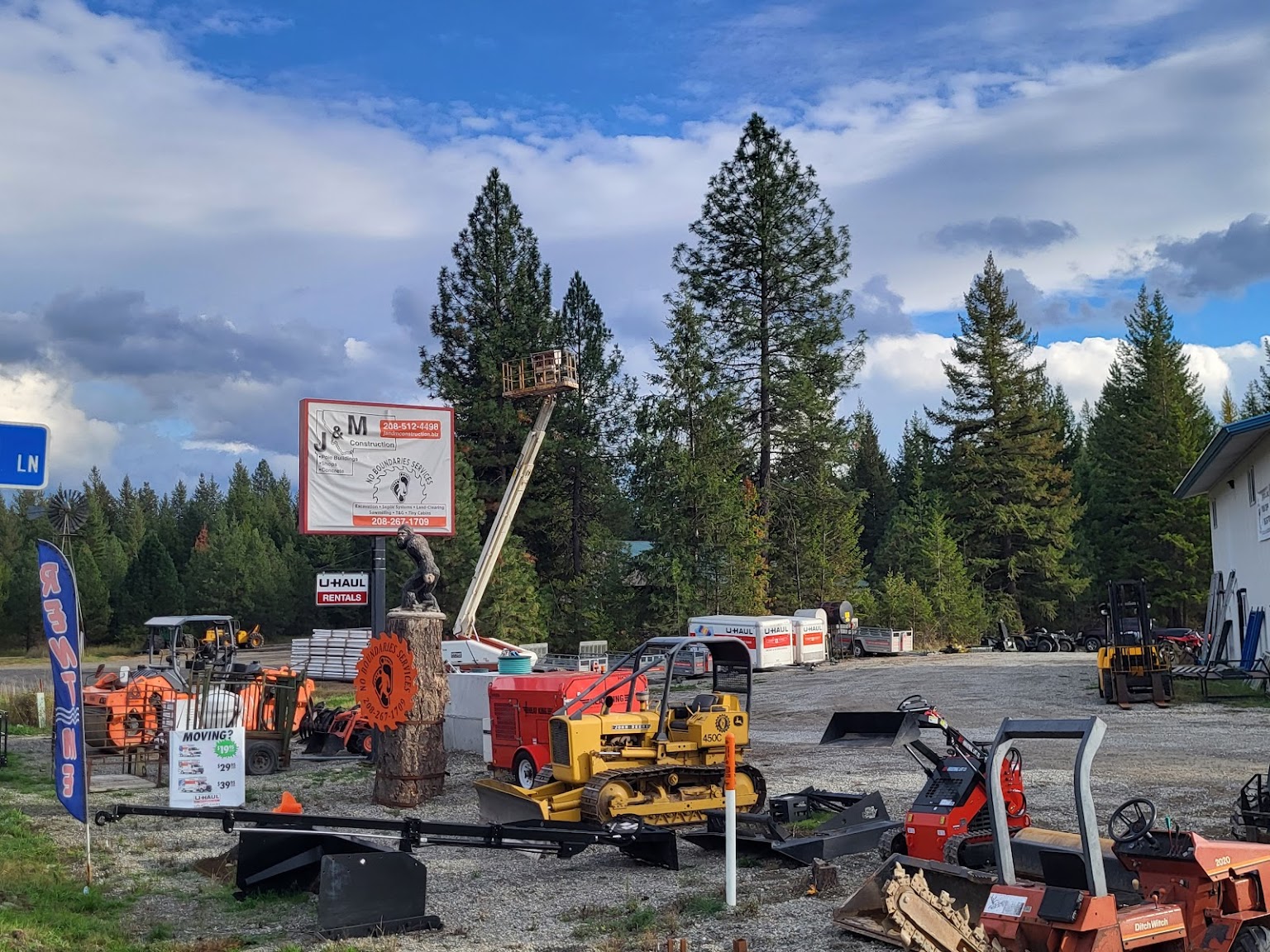 No Boundaries Services LLC Facebook ad: No Boundaries Services is your one-stop construction shop.