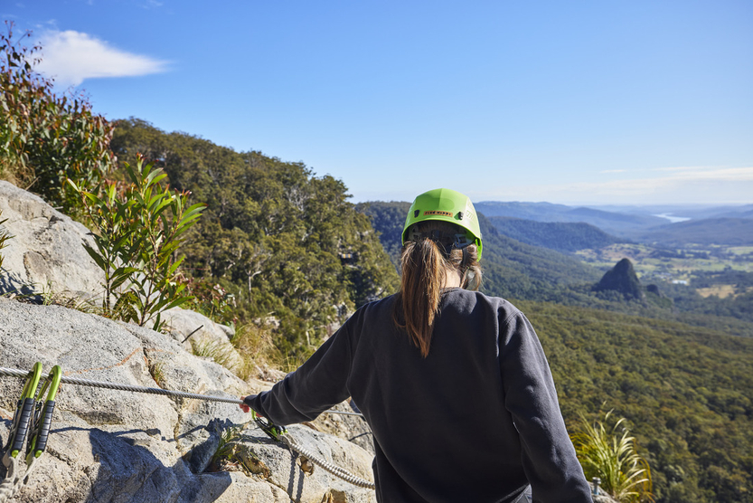 Experience Gold Coast Facebook ad: Planning a family getaway?