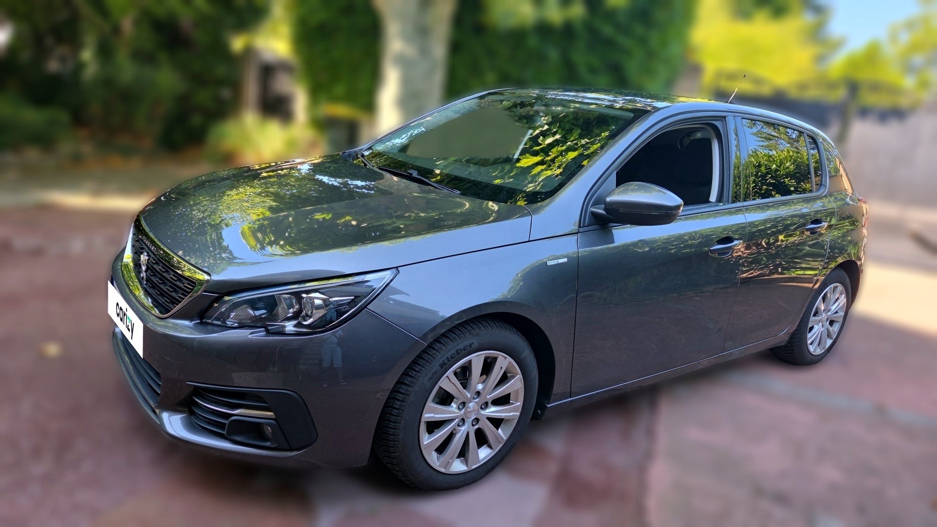 Carizy Facebook ad: Trouvez la voiture parfaite en toute confiance avec…