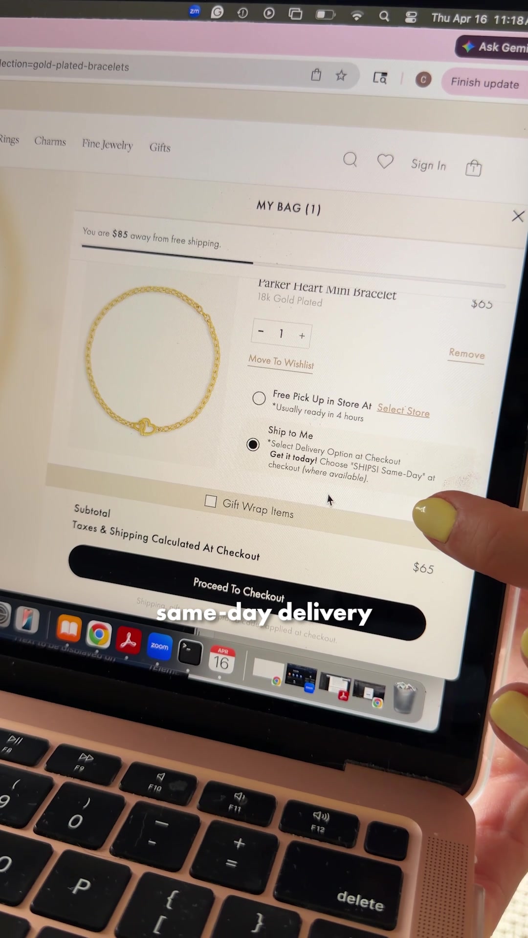gorjana Facebook ad: Gifting Made Easy