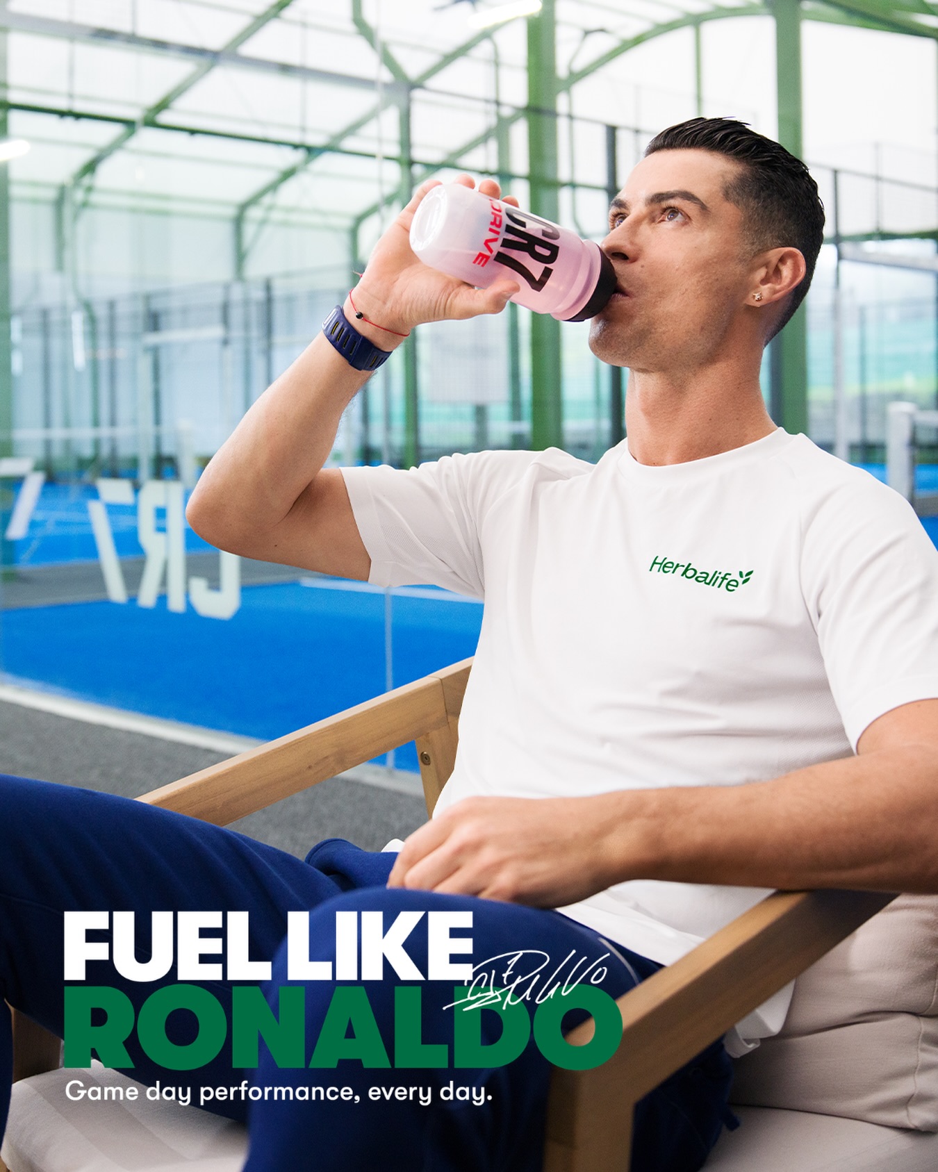 Herbalife Facebook ad: @cristiano seviyesinde beslenmeyi günlük rutininize…