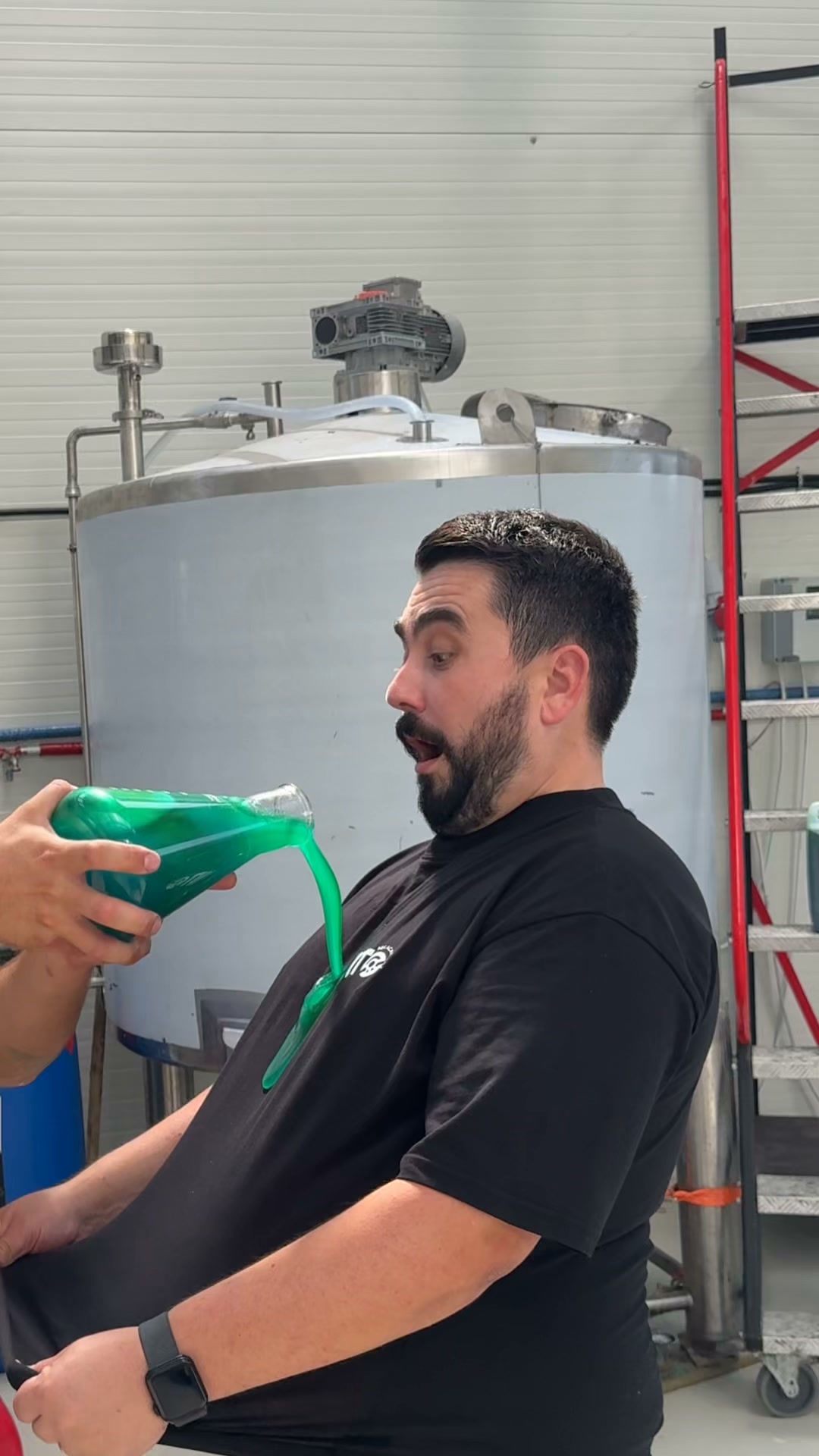 LaCanistra.ro Facebook ad: Detergent din Fabrică - Direct la Tine