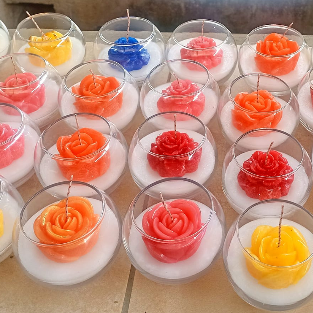 Velas Regina Facebook ad: ¡Escríbenos Ahora!