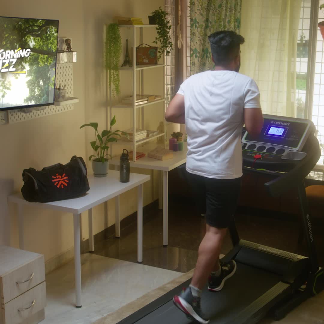 cultstore Facebook ad: Workout Smarter with Our Cardio Gear!