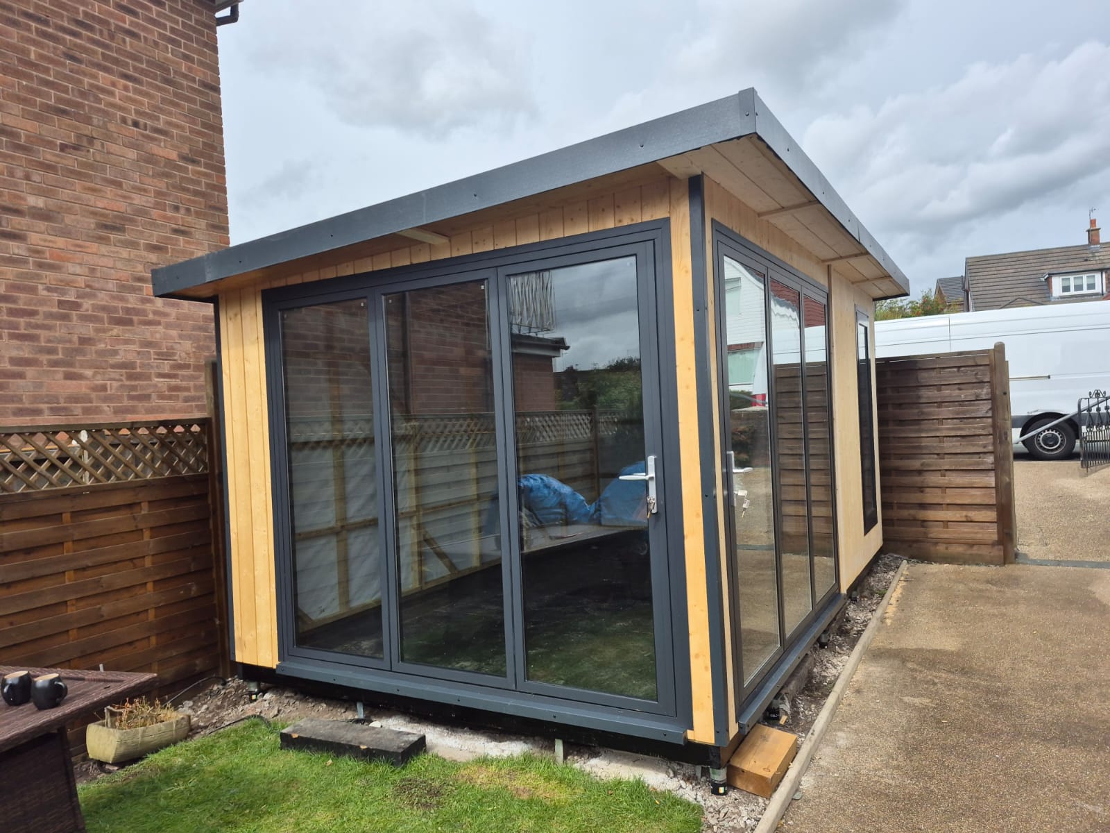 Only Sheds and Summer Houses Facebook ad