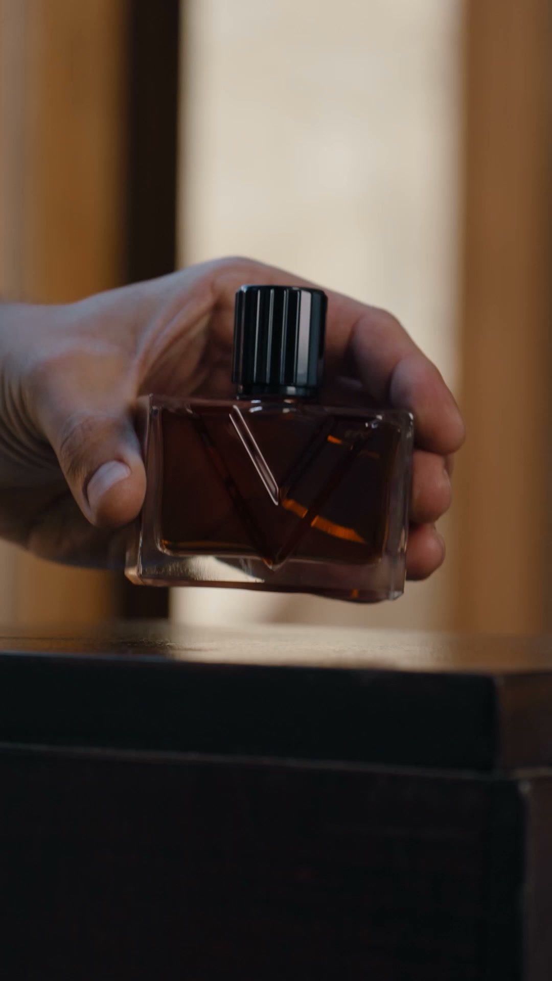 Valentino Beauty Facebook ad: Vendetta Uomo Eau de Parfum