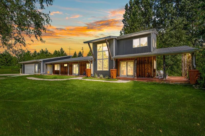 Shorewest, REALTORS - Door County Facebook ad