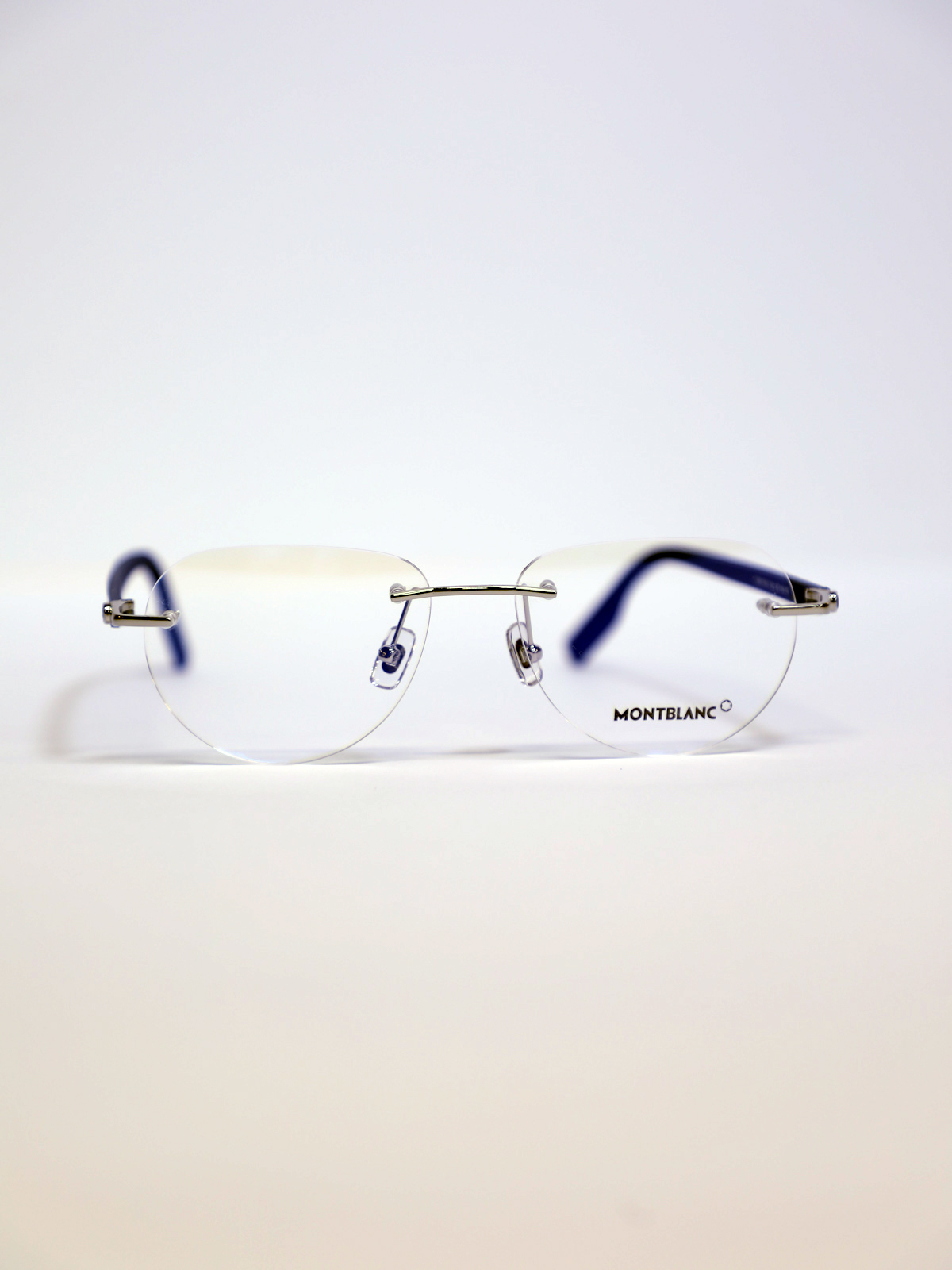 Optikos Shami 1960 Facebook ad: Vision that feels as refined as it looks…