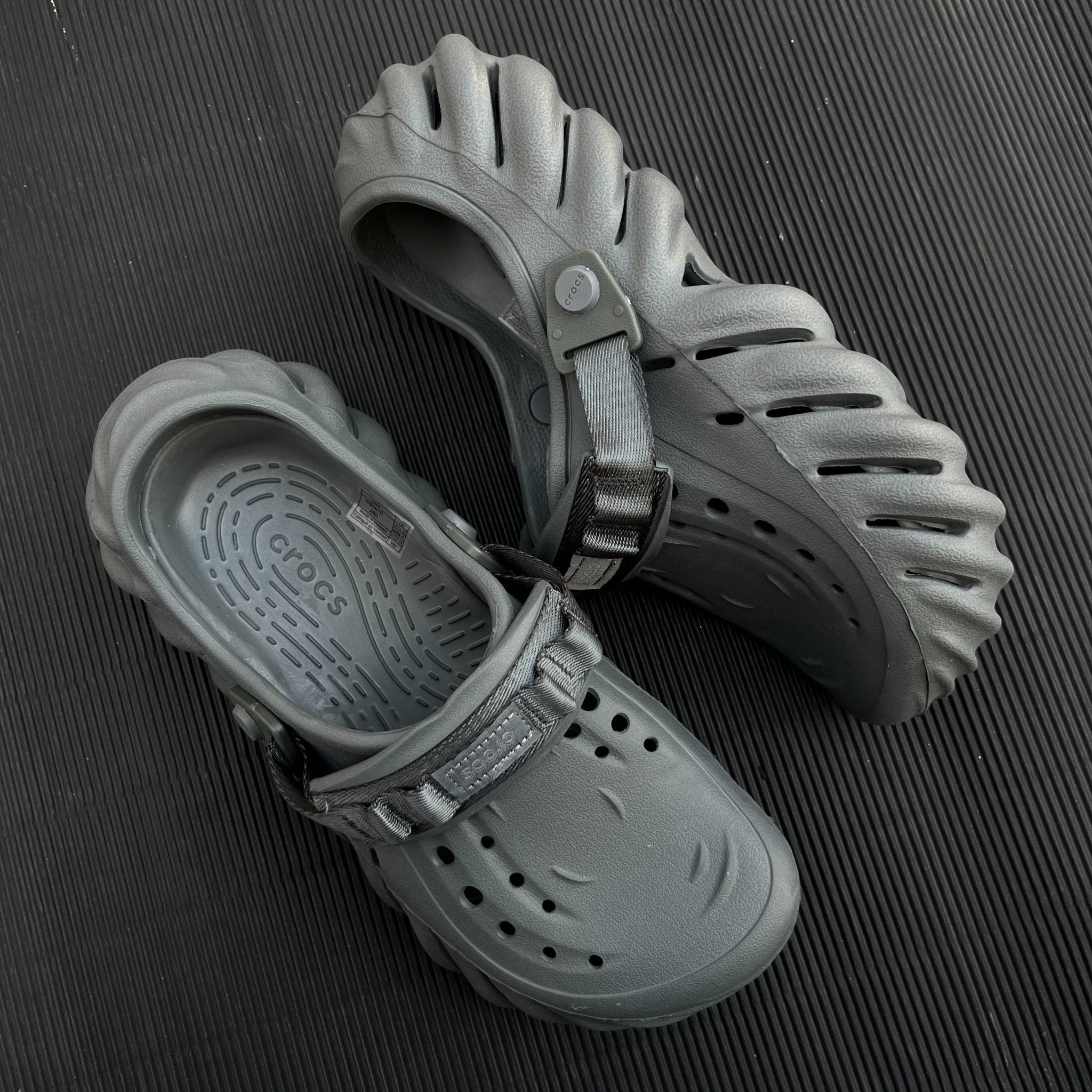 Shoekeens Facebook ad: No Advance Needed!