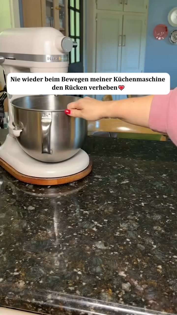 Alpen-leicht Facebook ad: Neuigkeiten zum Mixer-Gleiter aus Holz mit Stauraum