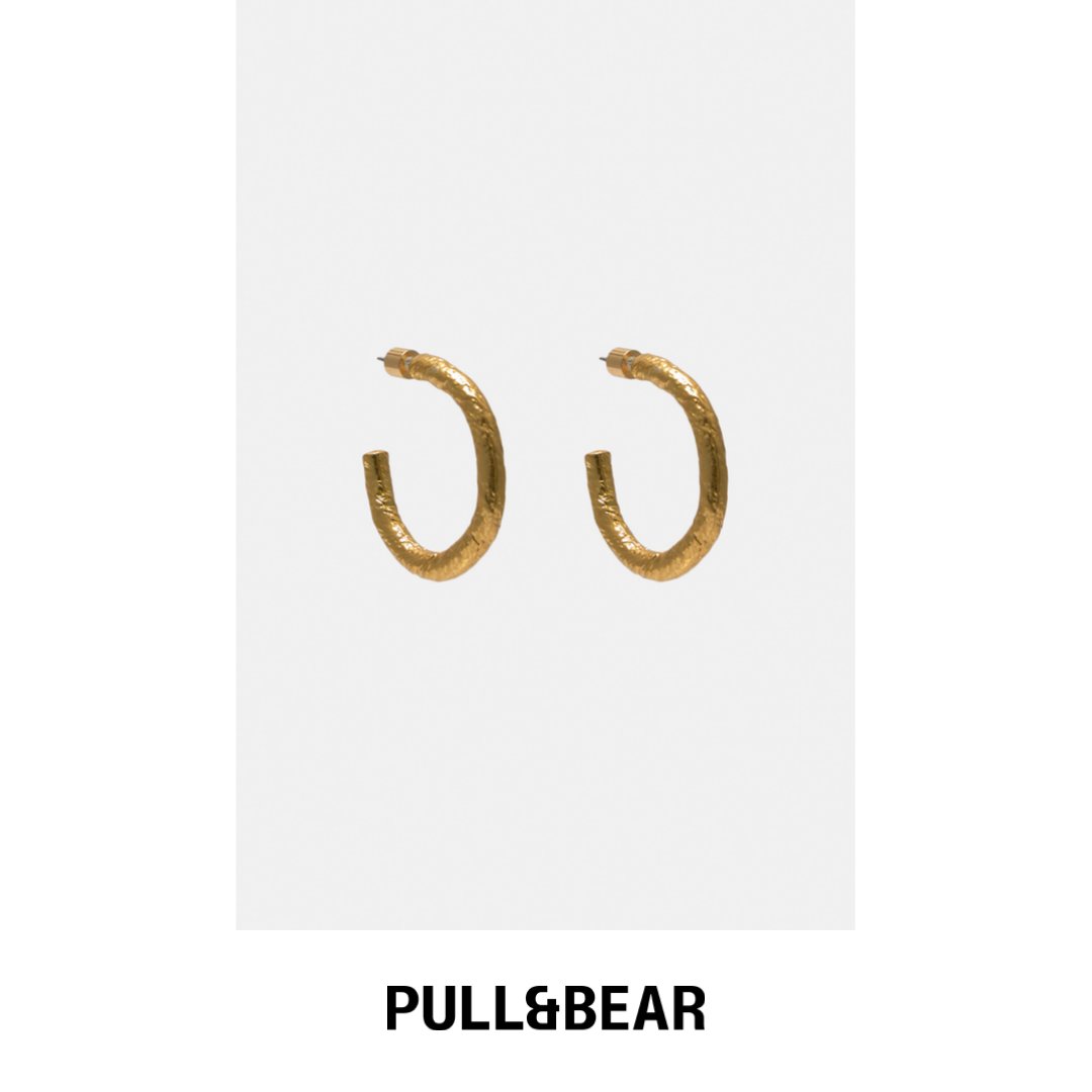Pull&Bear Facebook ad