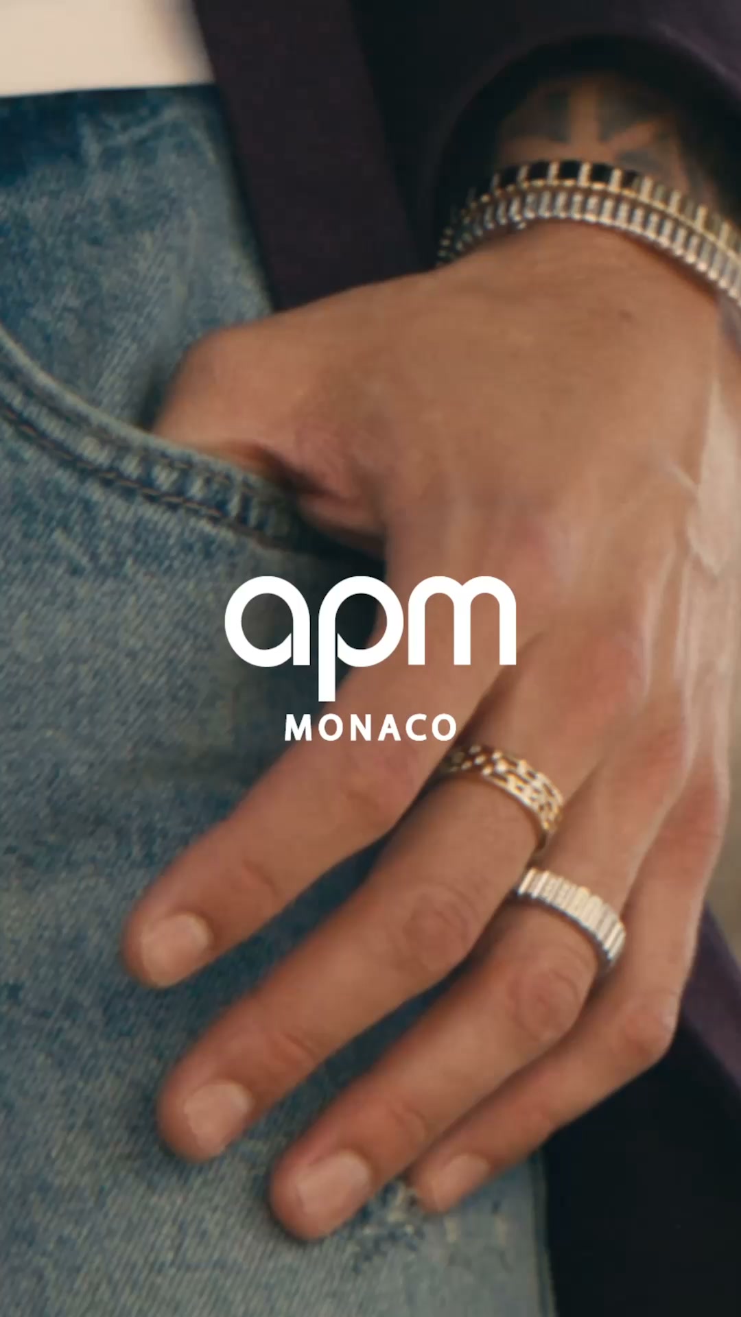 APM Monaco Facebook ad: Collection Automne