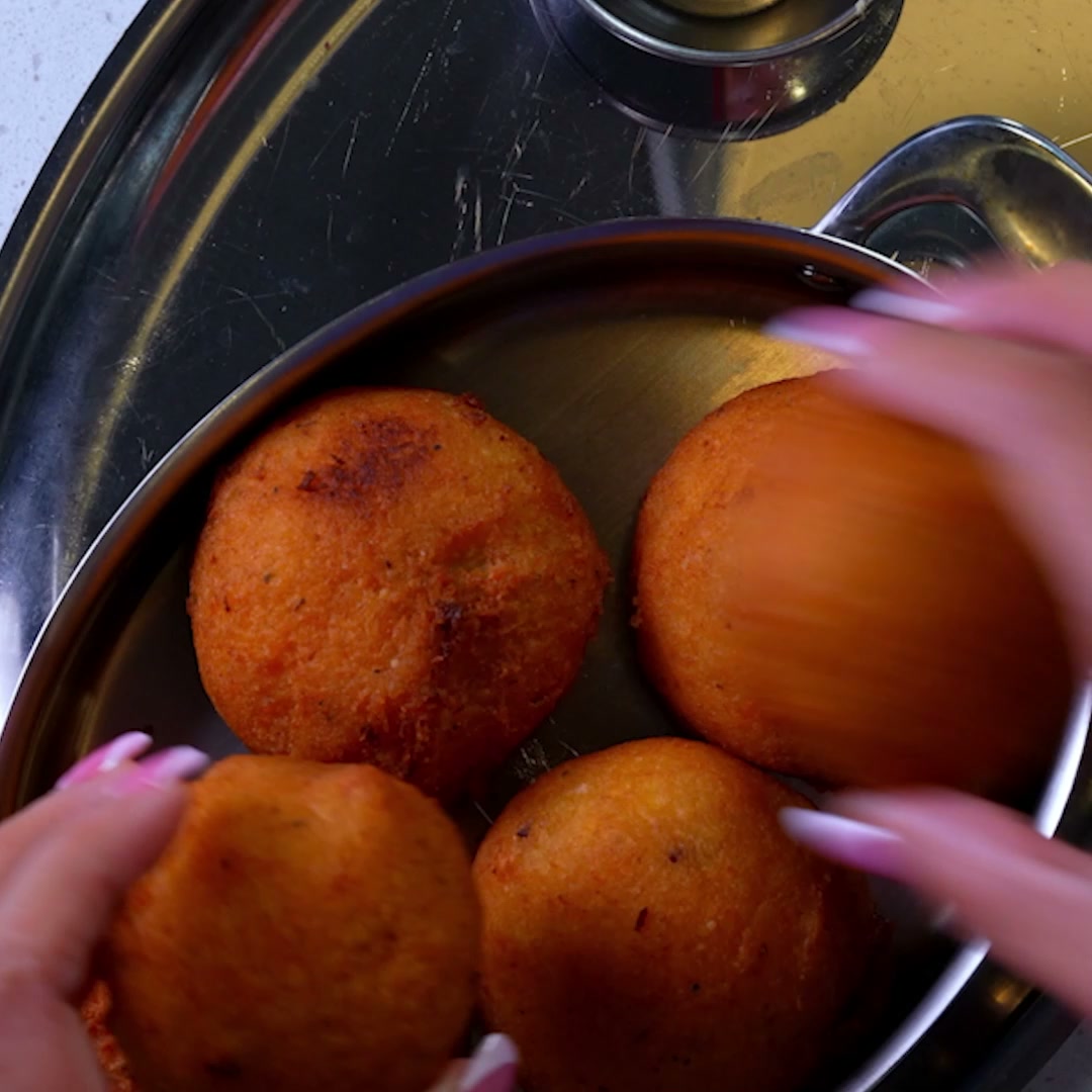 Walmart Facebook ad: Boricua roots, NY flair