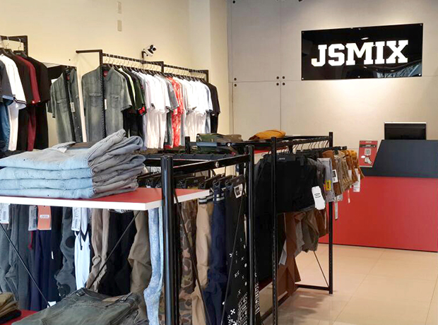JSMIX 大尺碼服飾 Facebook ad: 台中台灣大道門市