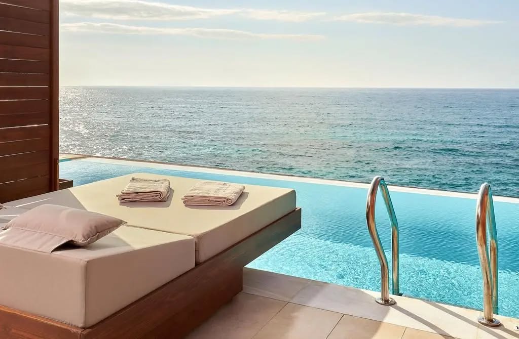 Ramsay World Travel Dundee Facebook ad: EXCLUSIVE 2027 LUXURY ESCAPE TO CRETE, SUPERIOR SWIM…