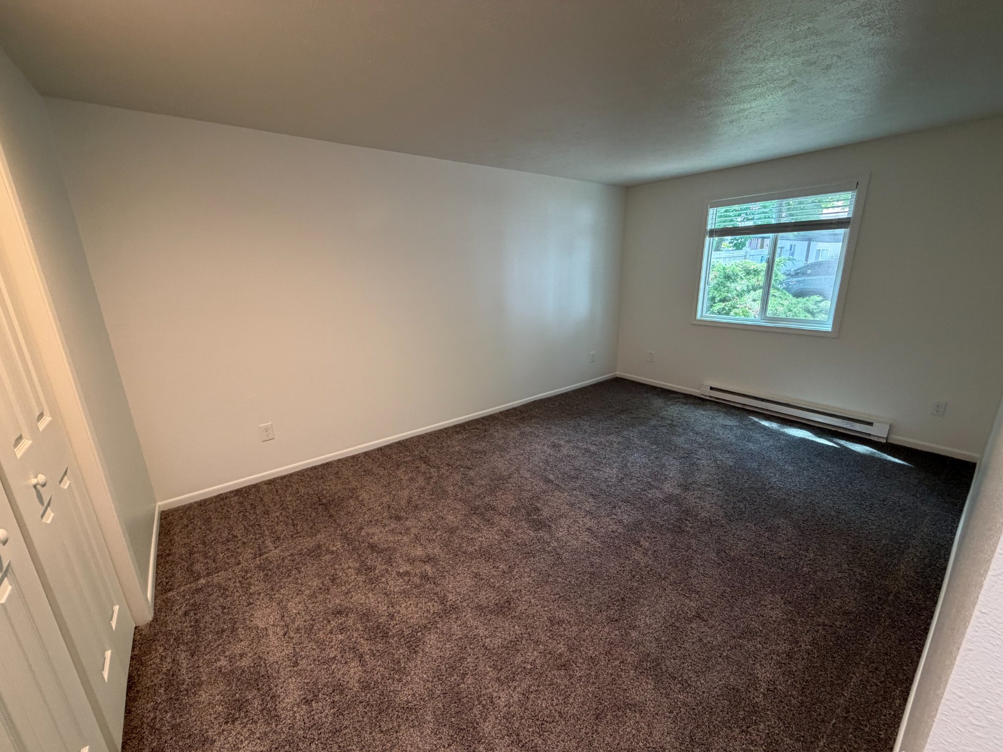Sierra Kamitomo Facebook ad: 2 Beds 1 Bath Apartment