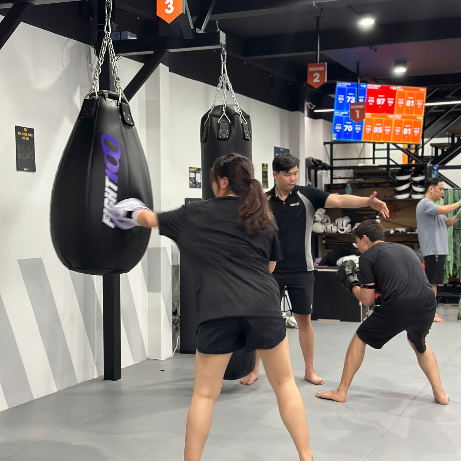 Fight100 Kickboxing - Quán Quân Giảm Mỡ Facebook ad