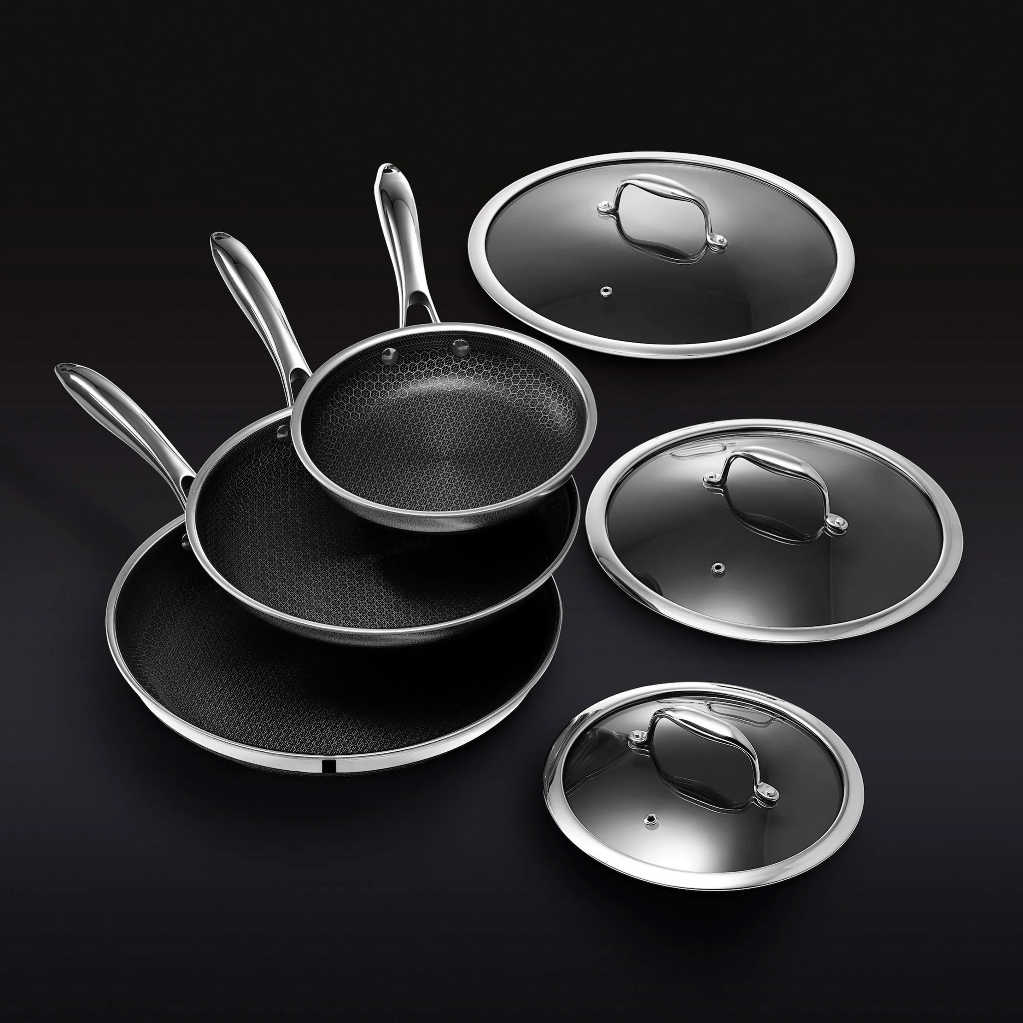 HexClad Facebook ad: Ready to level up your cooking game?
