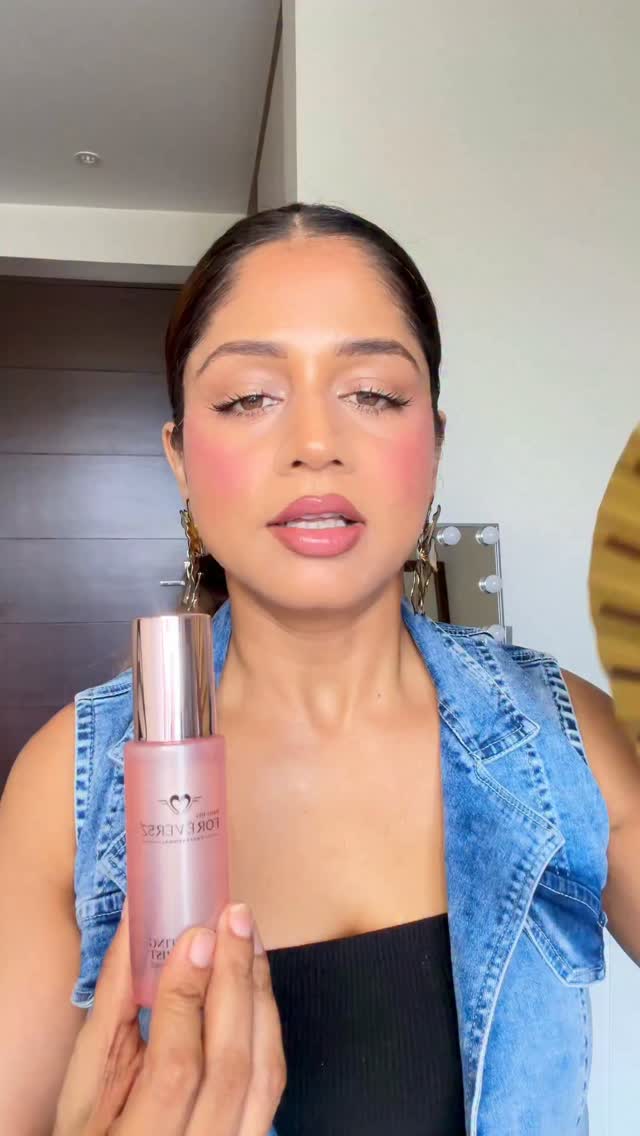Forever52 India Facebook ad: Setting spray? Nope.