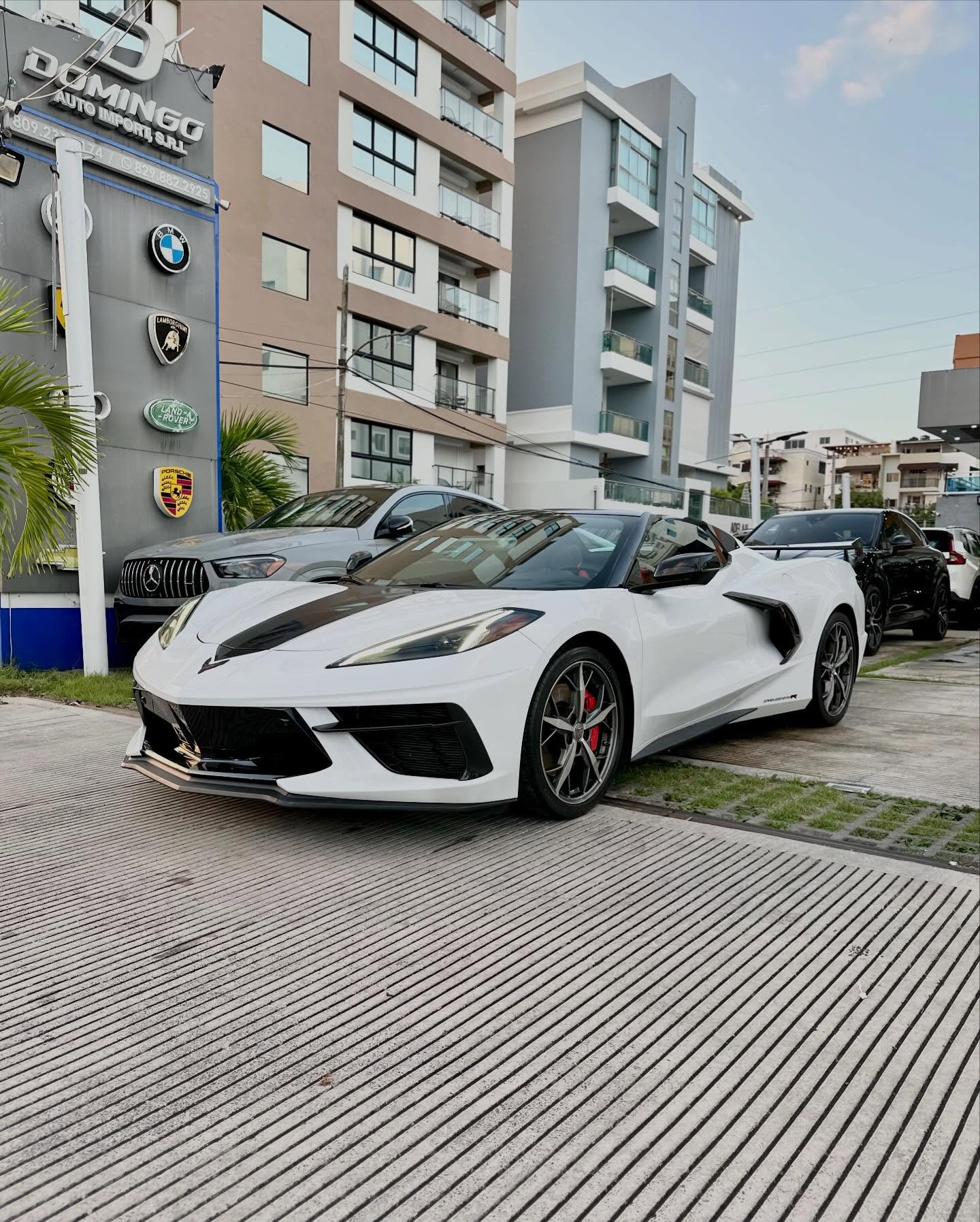 Domingoautoimportsrl Facebook ad