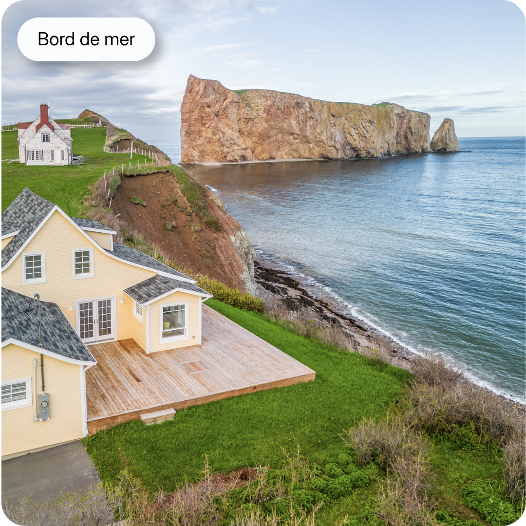 MonsieurChalets Facebook ad: Votre chalet au bord de l'eau vous attend…