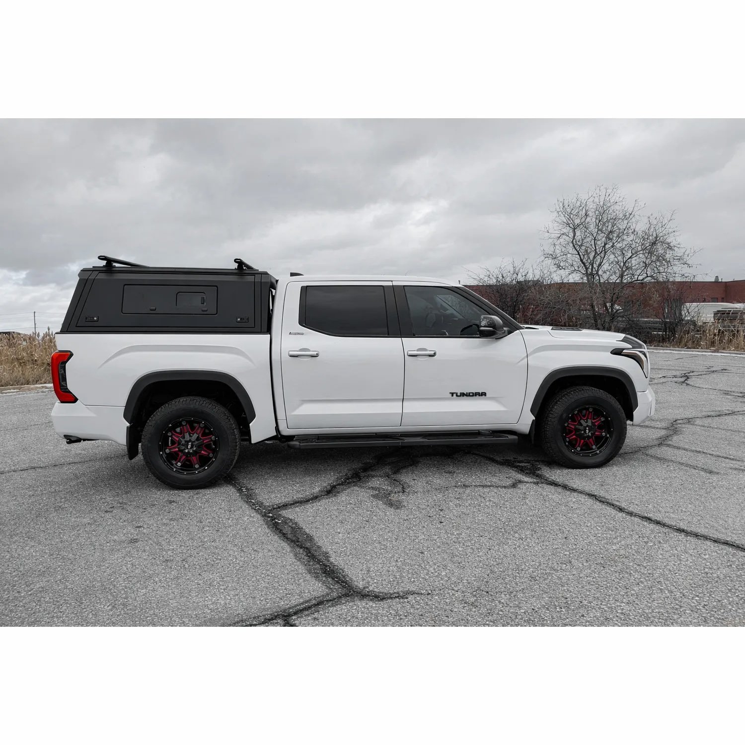 Alex Liu Facebook ad: Premium Sliding-Window Truck Cap