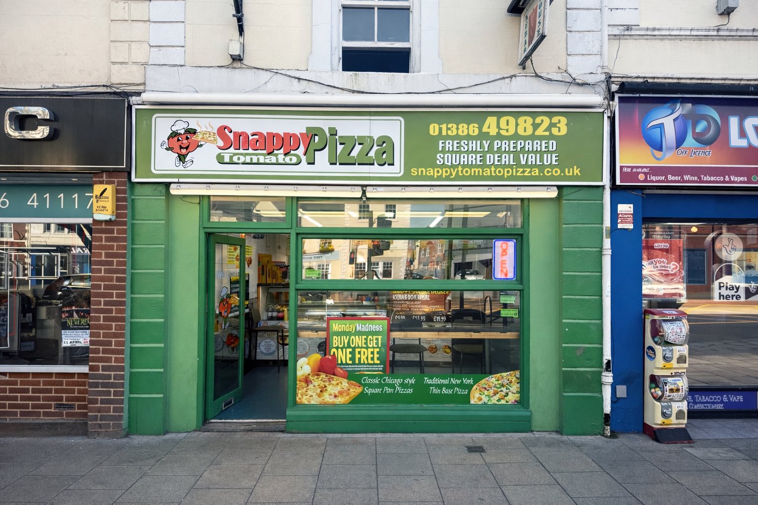 Snappy Pizza - Evesham Facebook ad: 5 STAR HYGIENE, 3 YEARS RUNNING