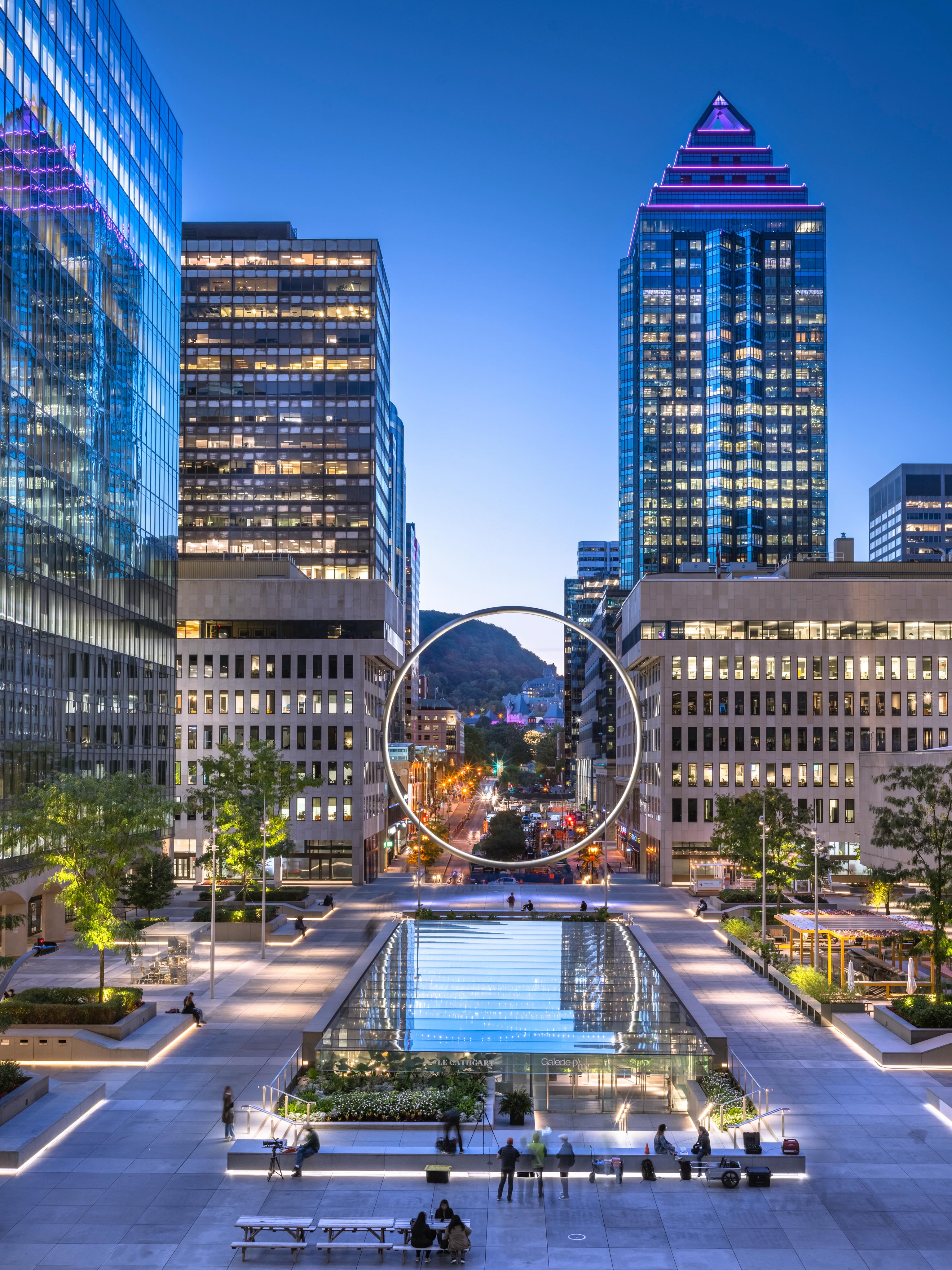 Visitez Montréal / Visit Montréal Facebook ad