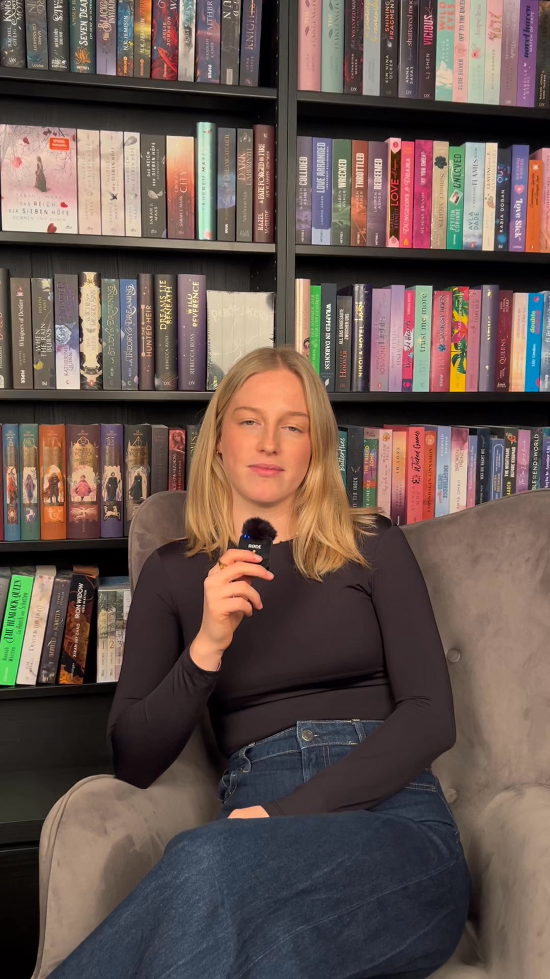 Thalia Buchhandlung - Thalia.de Facebook ad: Finde dein nächstes Lieblingsbuch, gebraucht & online