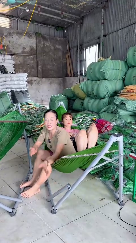 Võng Xếp Phương Trang Facebook ad: MIỄN PHÍ GIAO HÀNG TOÀN QUỐC