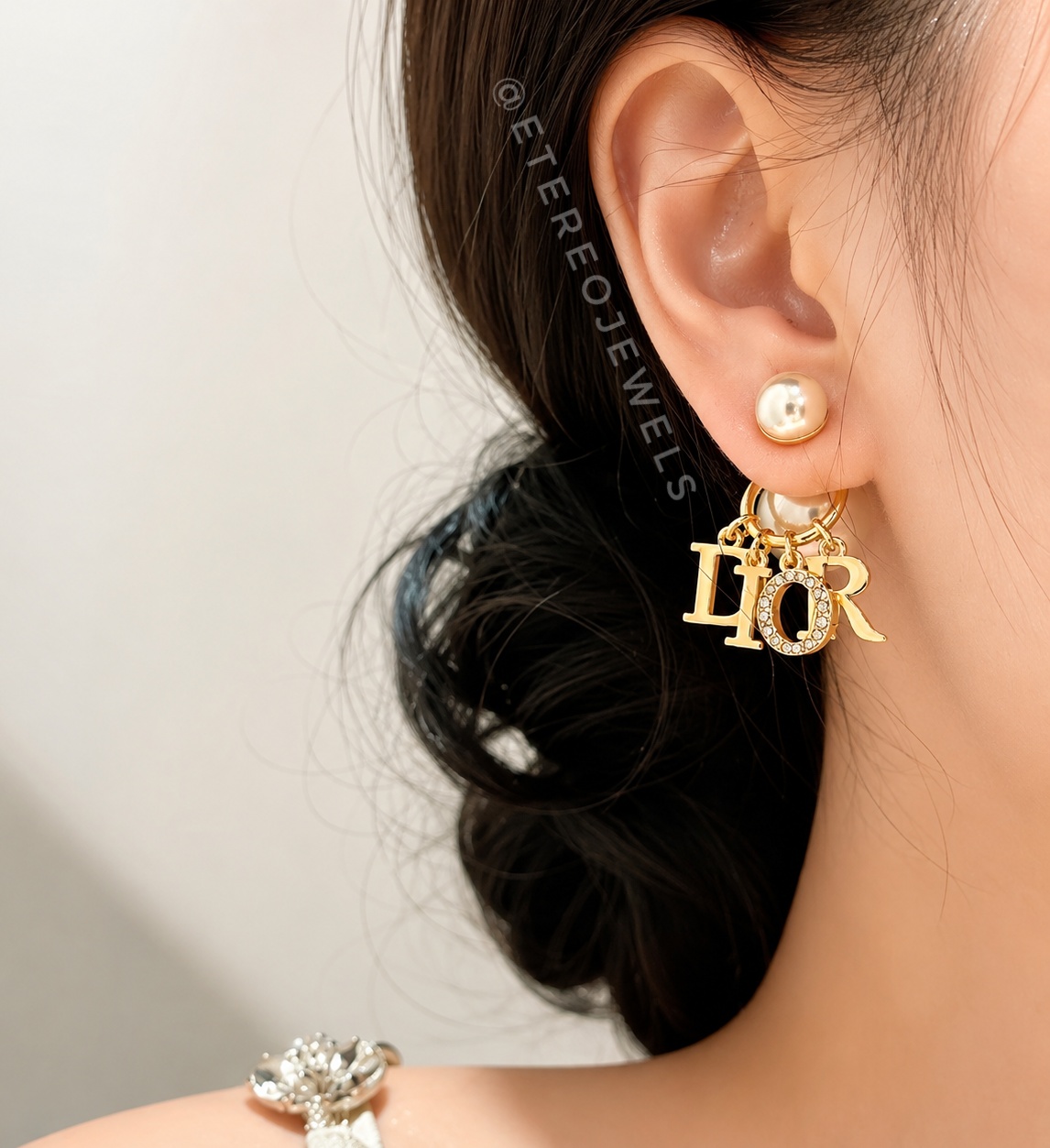 Silver Lining Jewellery India SLJIndia Facebook ad: CD
