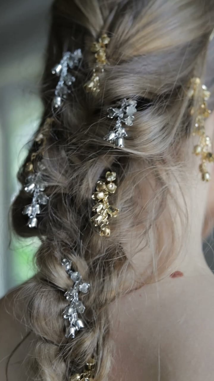 EPONA VALLEY Facebook ad: The Lily Vale Bobby Pin