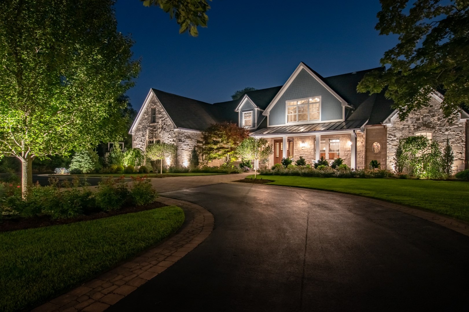 Outdoor Lighting Perspectives Facebook ad from Aug 12, 2024