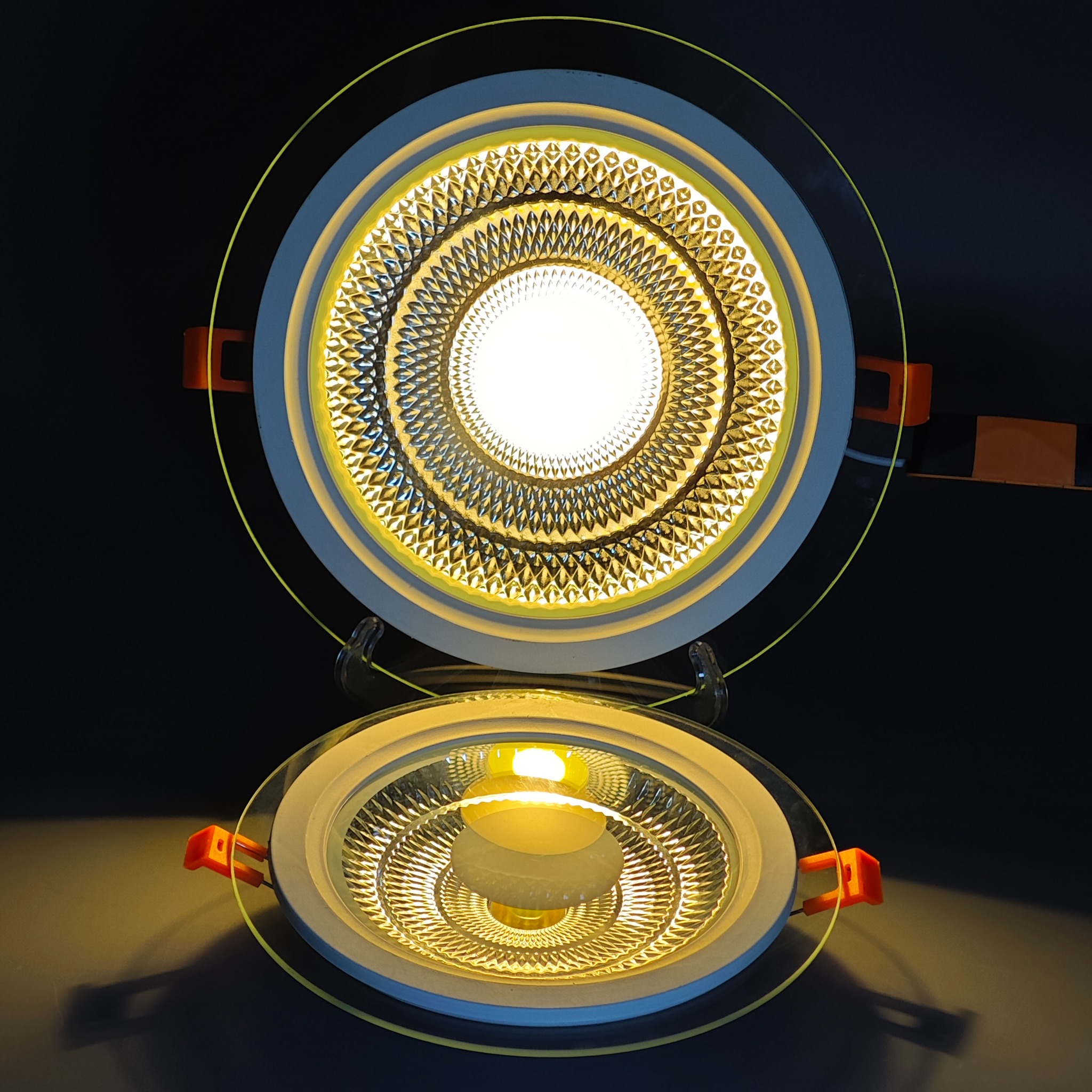 Zhongshan Ollso Electrical Co., Ltd Facebook ad: Zhongshan Lighting Factory specializes in producing LED…