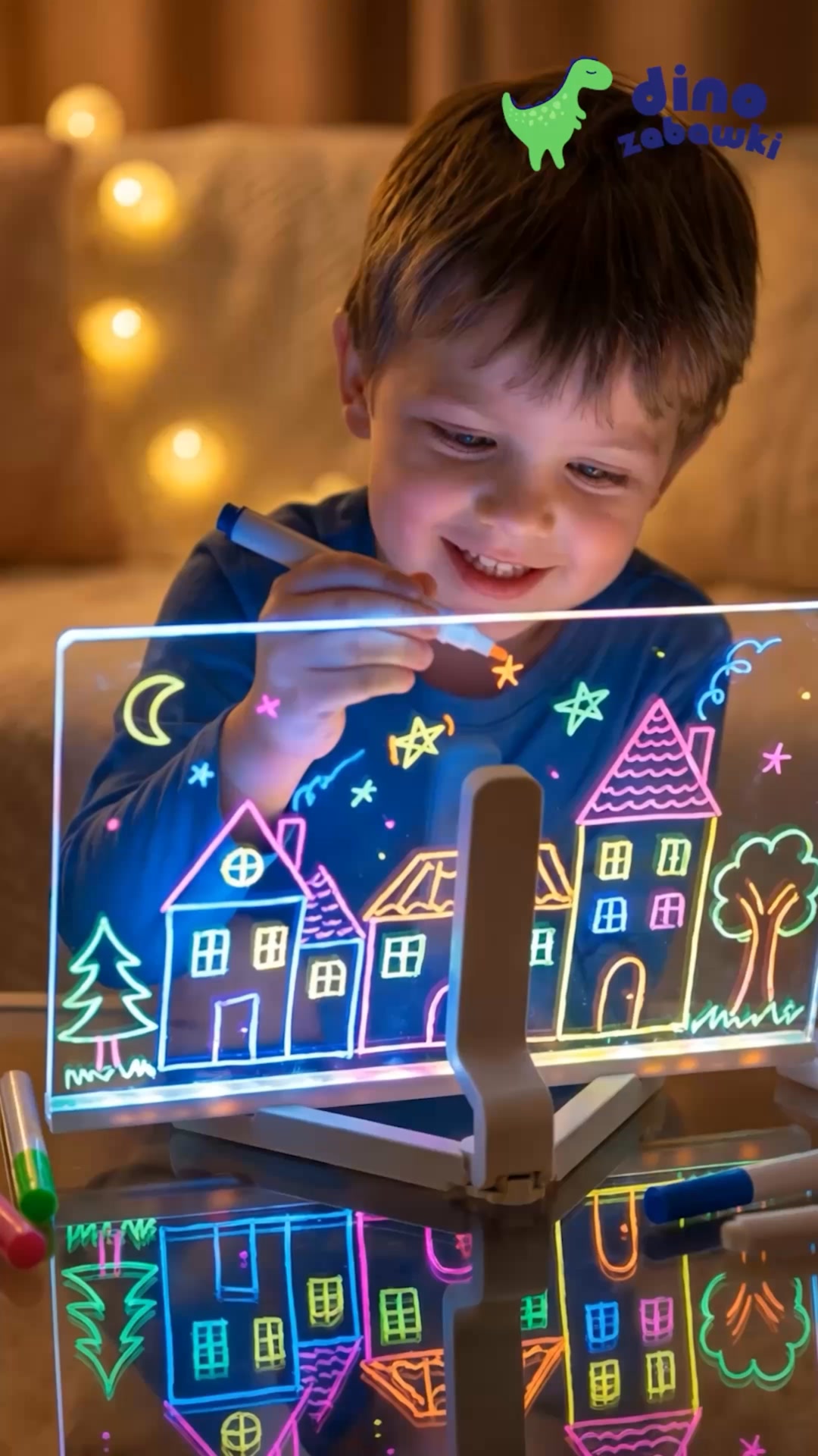 Dino Zabawki Facebook ad: RYSUNKI, KTÓRE ŚWIECĄ JAK PRAWDZIWY NEON!