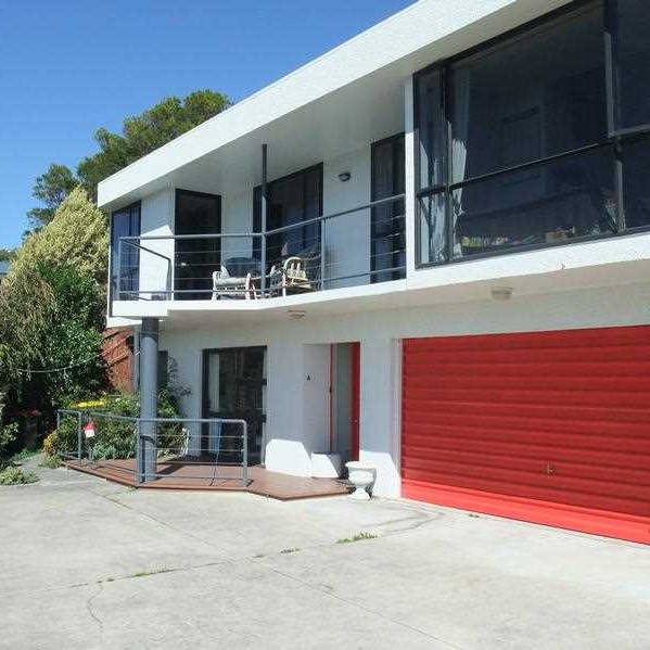 Listed.co.nz Facebook ad