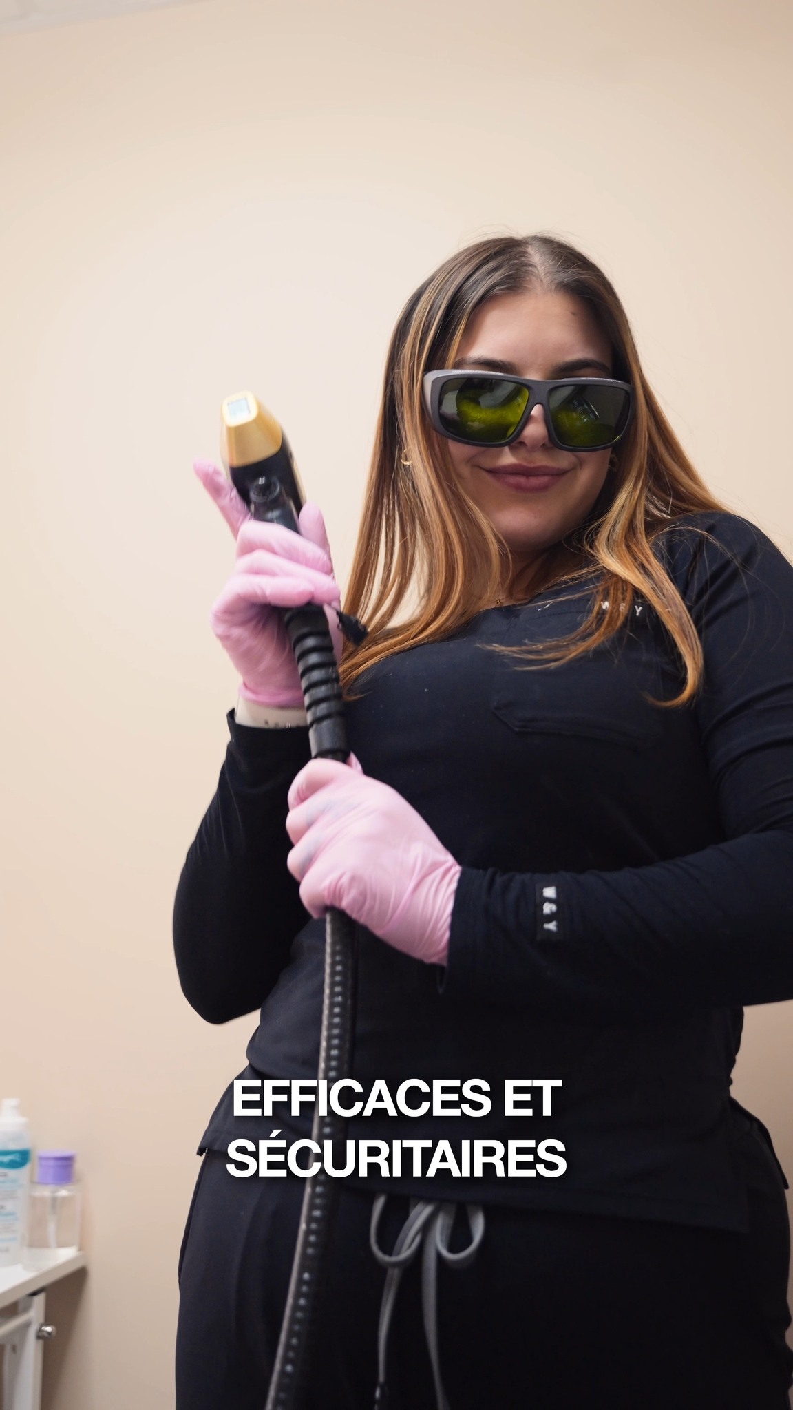 Les Capricieuses Saint-Jérôme Facebook ad: Bienvenue chez Les Capricieuses à Saint-Jérôme