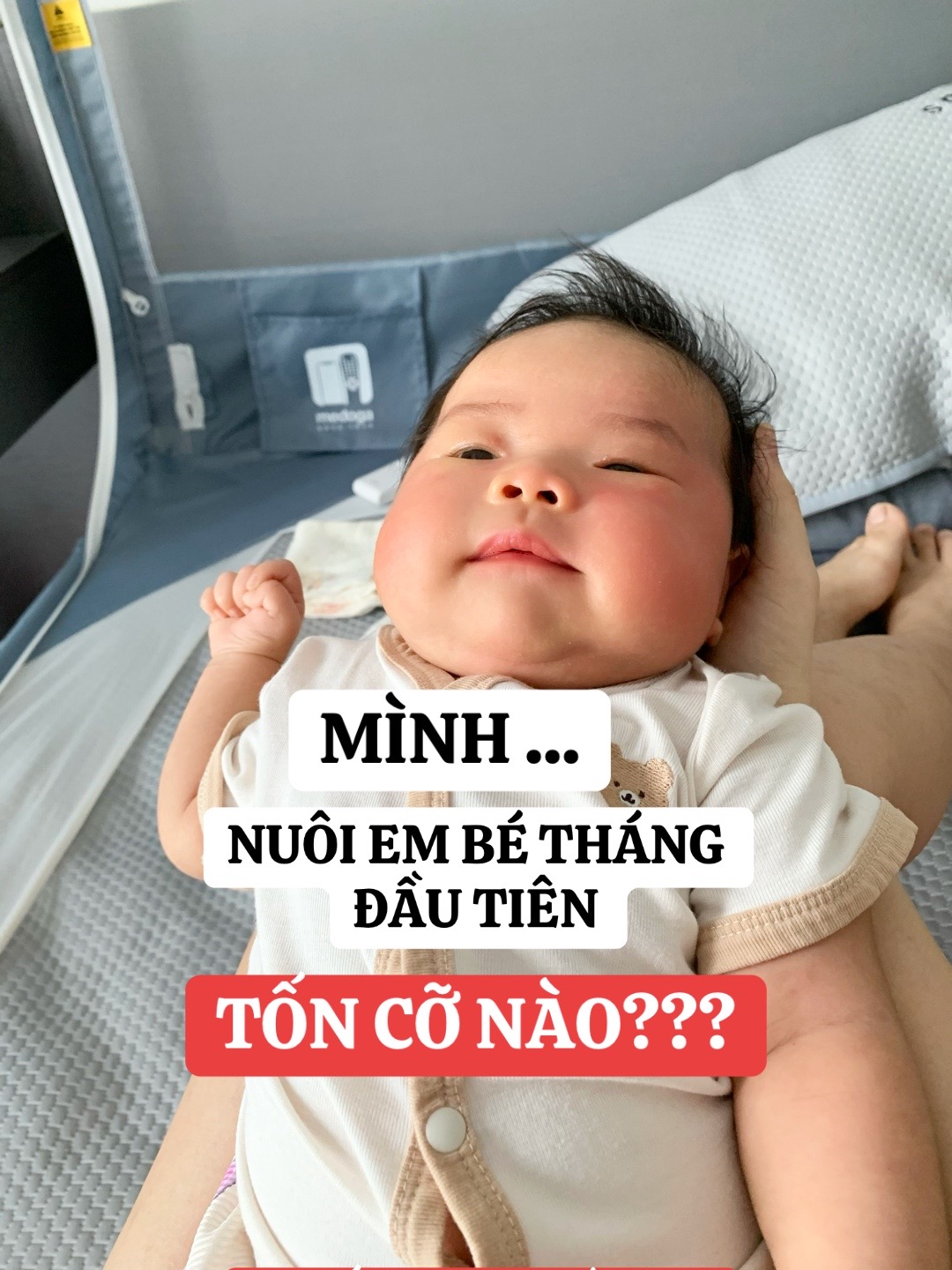 Em bé dễ thương Facebook ad