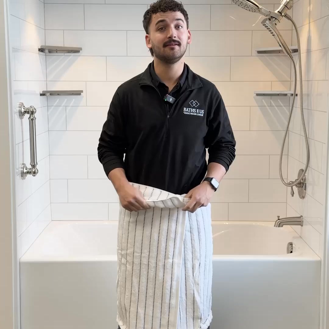 Baths R Us Facebook ad from Aug 14, 2026